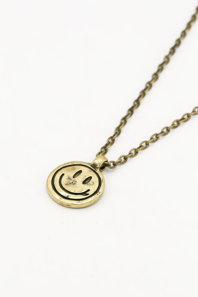 Beach Junkie Smile Necklace