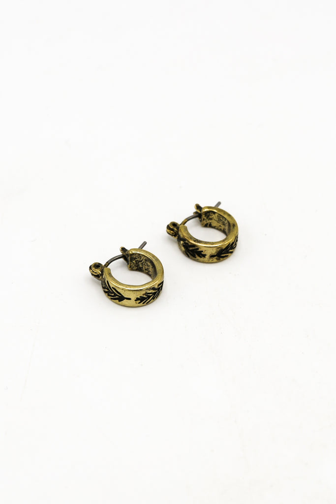 Mountainous Leaf Hoop Earrings